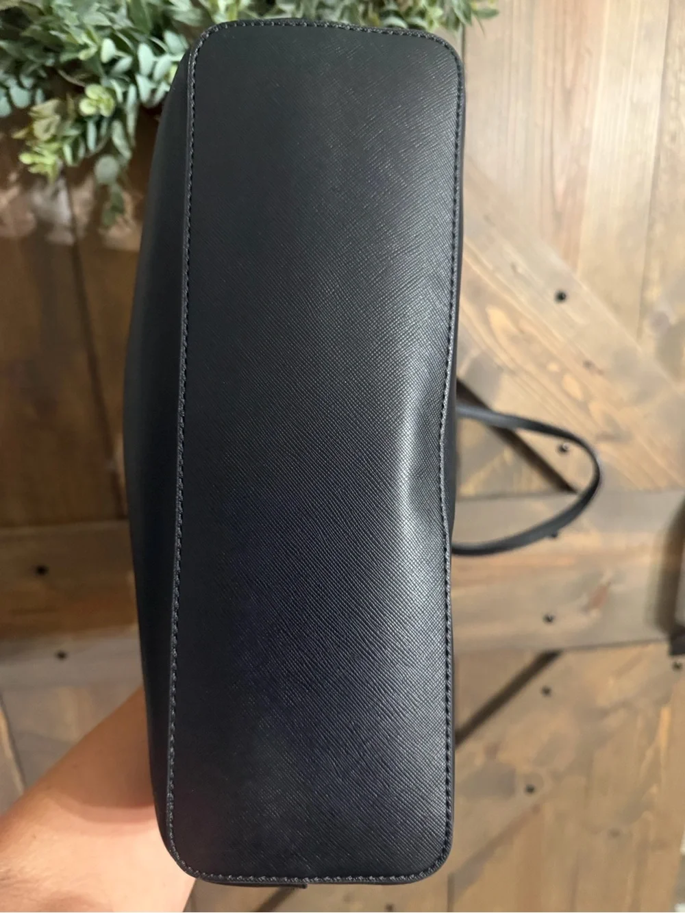 kate spade black leather tote with bow charm